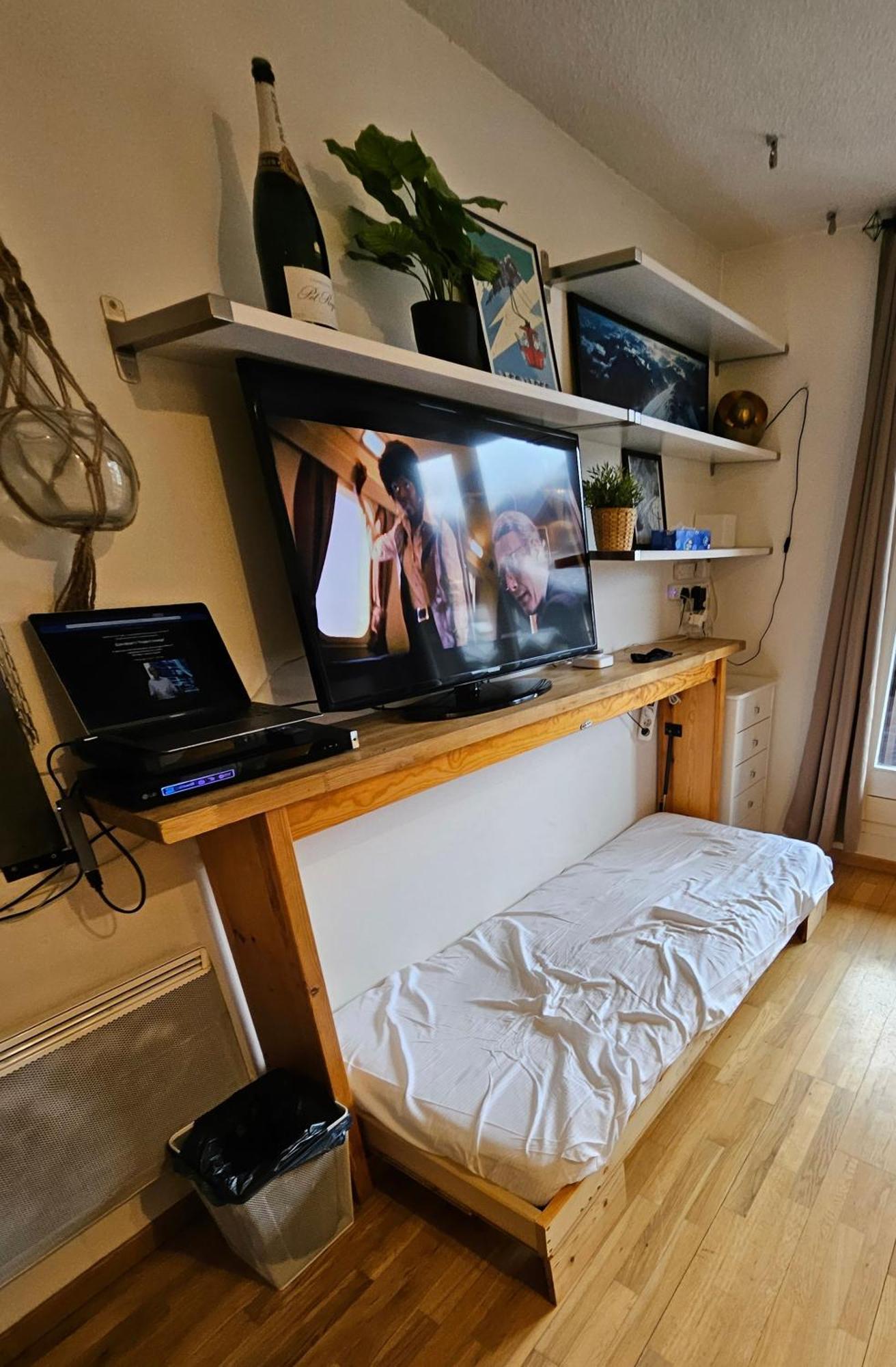 Cozy Chamonix Ski Studio With Mountain Views エクステリア 写真