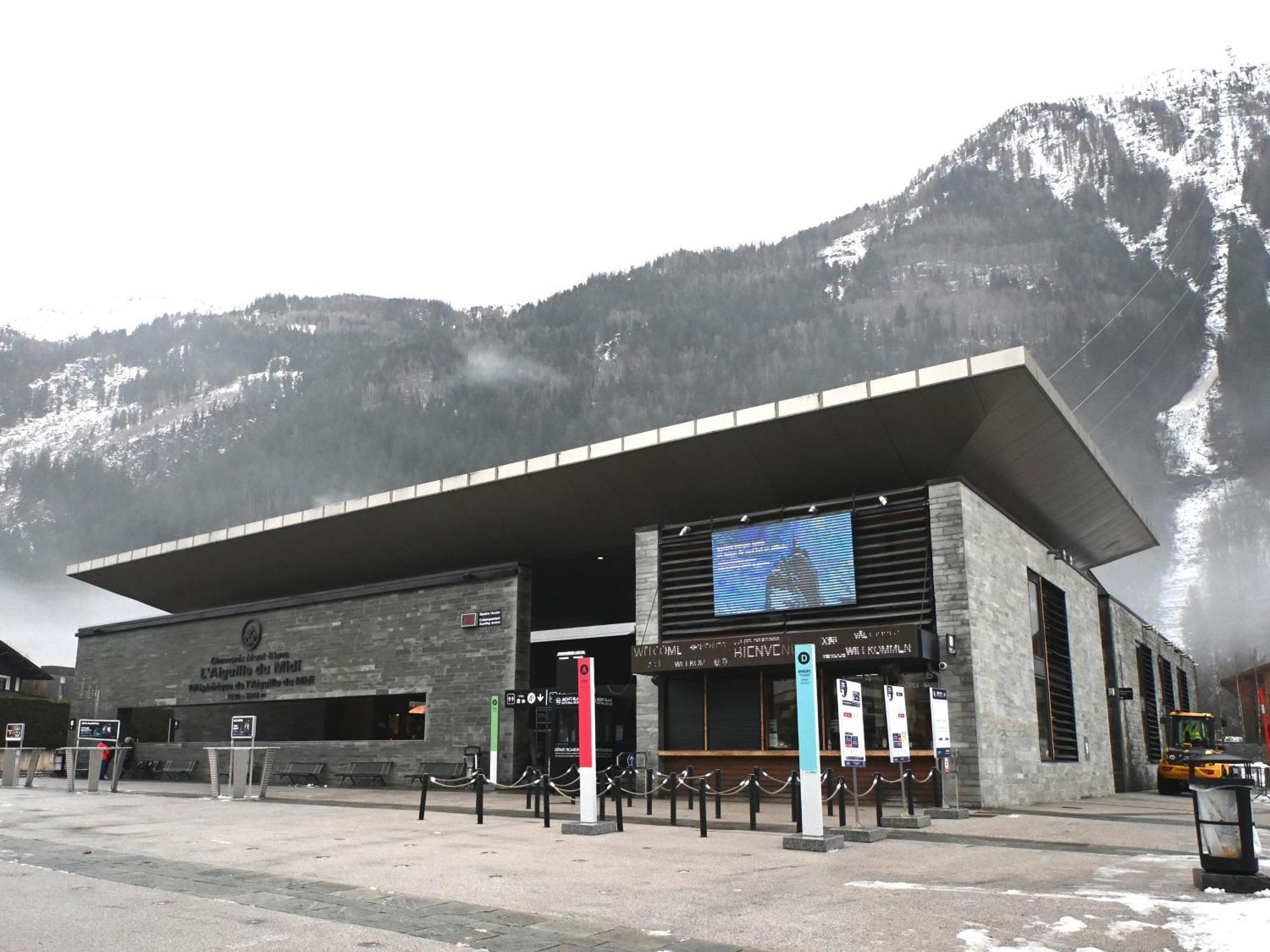 Cozy Chamonix Ski Studio With Mountain Views エクステリア 写真